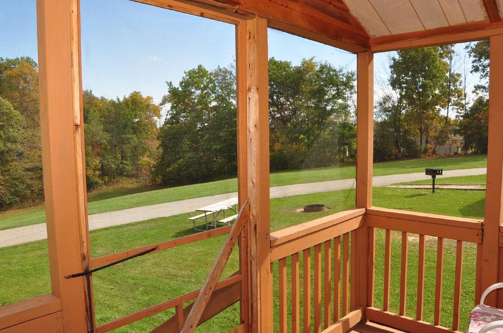 Plymouth Rock Camping Resort Deluxe Cabin 19 Elkhart Lake Luaran gambar